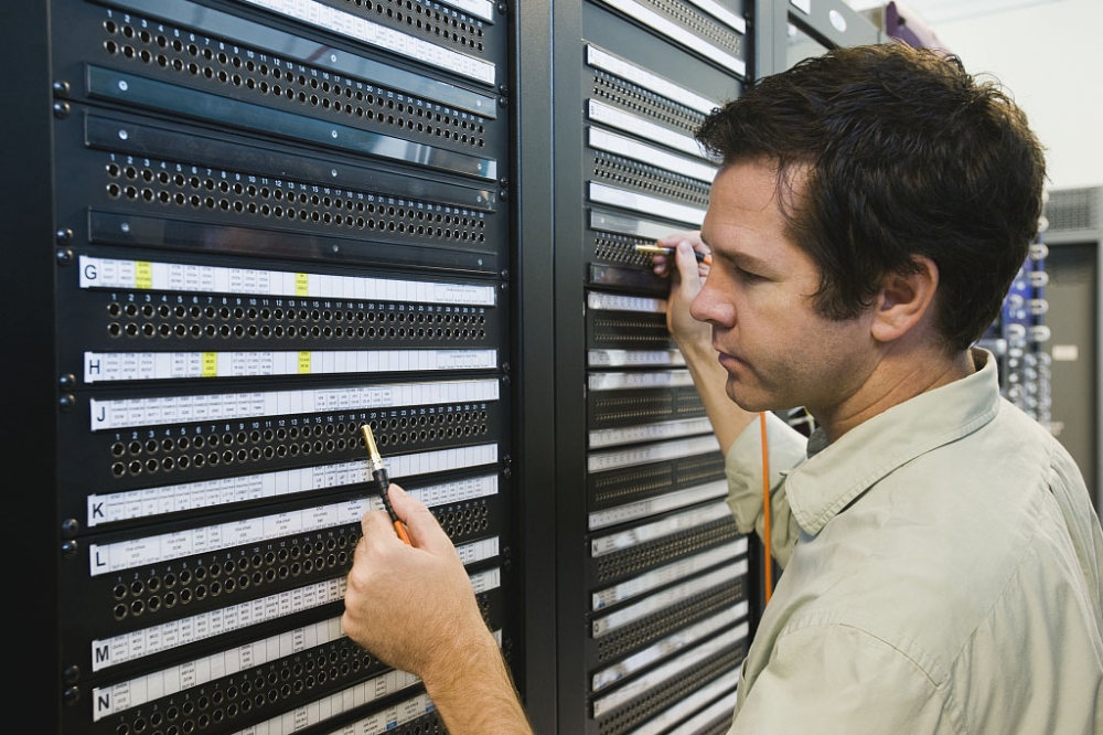 大連芯片防潮柜價格(熱推：2023已更新)