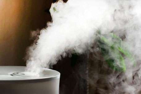 一種除濕機(jī)的排水結(jié)構(gòu)和除濕機(jī)的制作方法