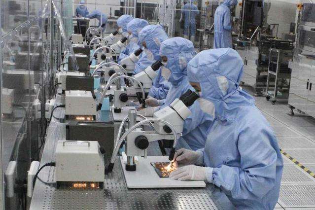 安詩曼除濕機(jī)保證藥品車間的最佳濕度環(huán)境