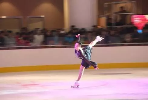 上?？諝獬凉衿髯哌M(jìn)百姓家庭